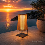 Große Solar-Rattanlaterne mit warmem Licht für Garten und Terrasse