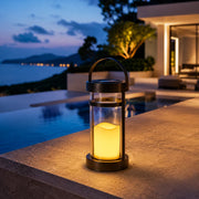 Solar-Kerzenlaterne Schwarz mit warmem Licht am Pool und auf der Terrasse