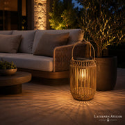 Solar-Rattanlaterne mit Rattan-Optik für Terrasse und Lounge-Bereich