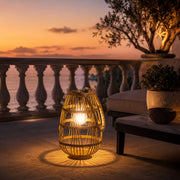 Solar-Rattanlaterne für Balkon, Terrasse und gemütliche Außenbereiche