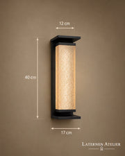 Solar-Wandlaterne aus Aluminium in Schwarz mit 40 cm Höhe, 16 cm Breite und 12 cm Tiefe